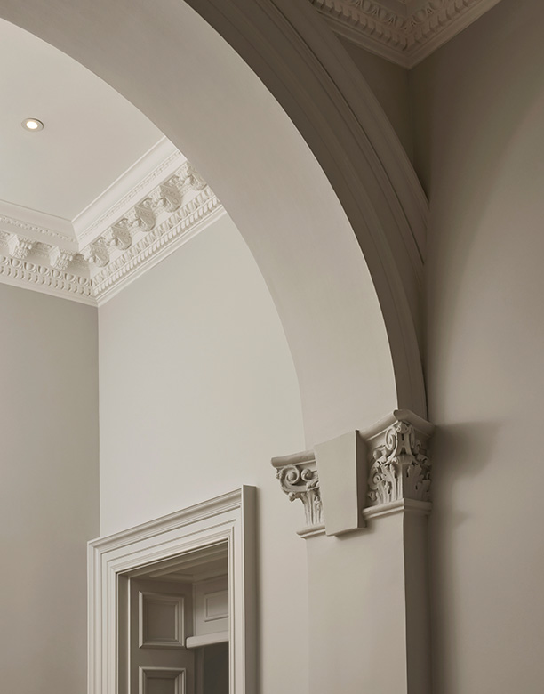Arquitrabe decorativo — The OWO Residences by Raffles